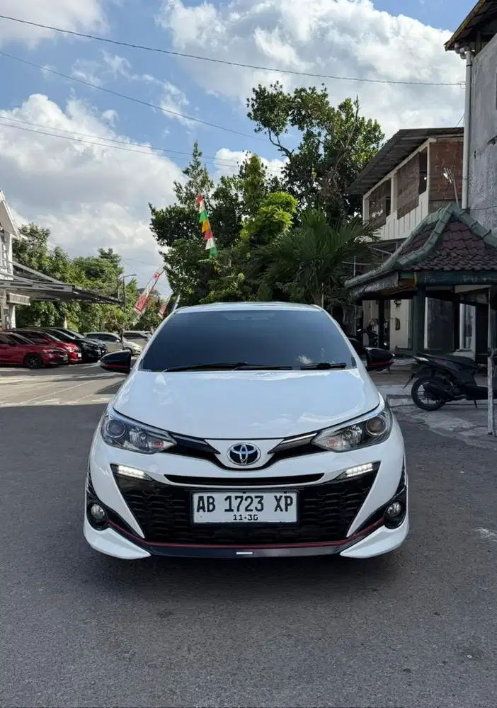 Yaris TRD sportivo Matic 2018 asli AB