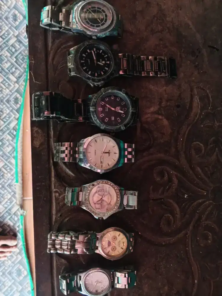 Jam tangan Pribadi
