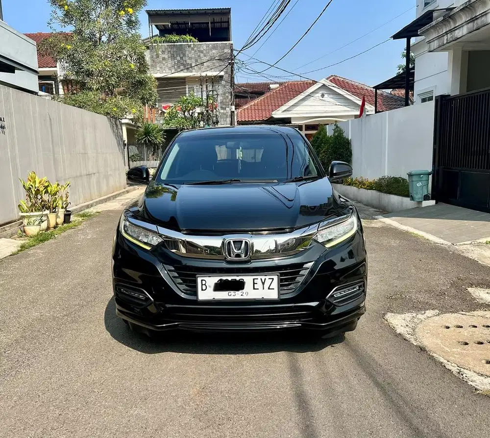 Hrv presitige 1.8 AT 2019 - km 50 rbu, service record, harga cash