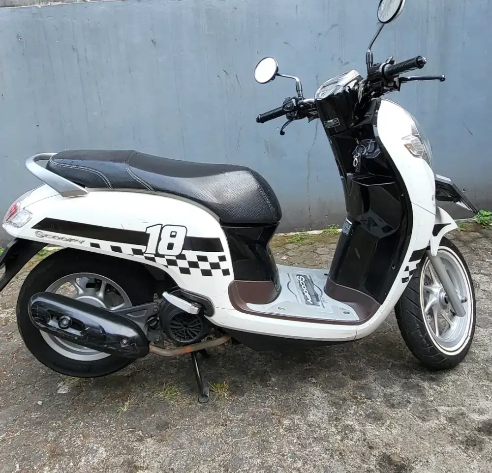 Scoopy 2018 13.2 aja