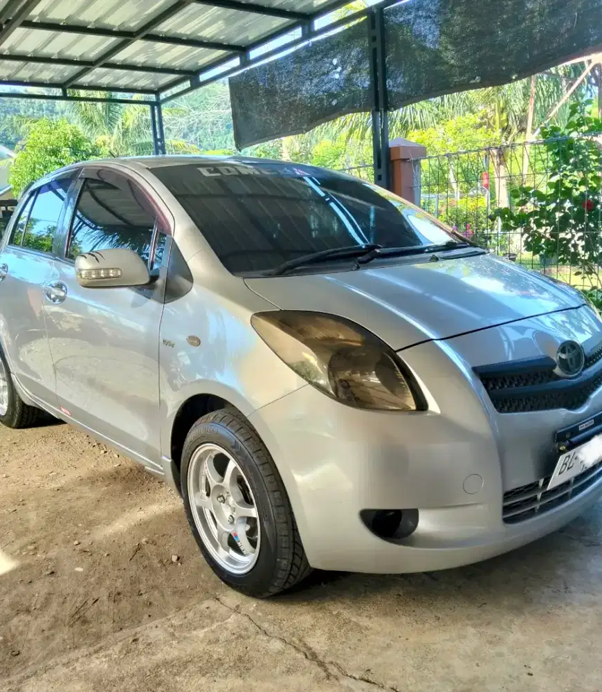Toyota Yaris E MT