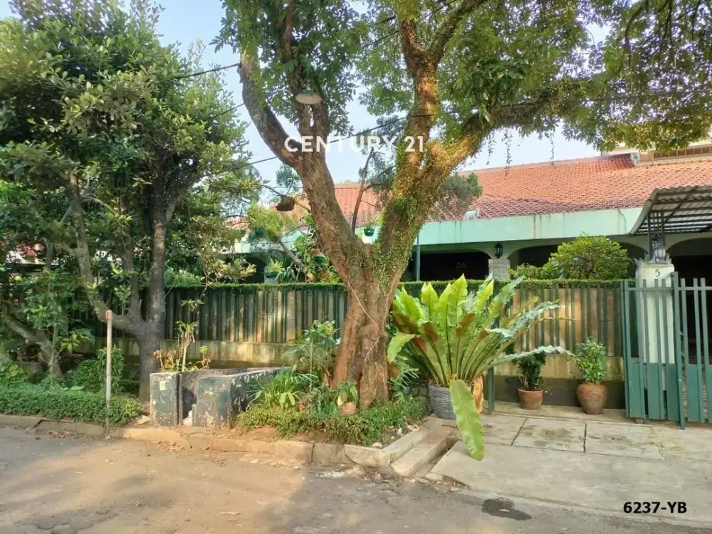Dijual Rumah Luas Harga Menarik Dekat Stasiun Pondok Ranji