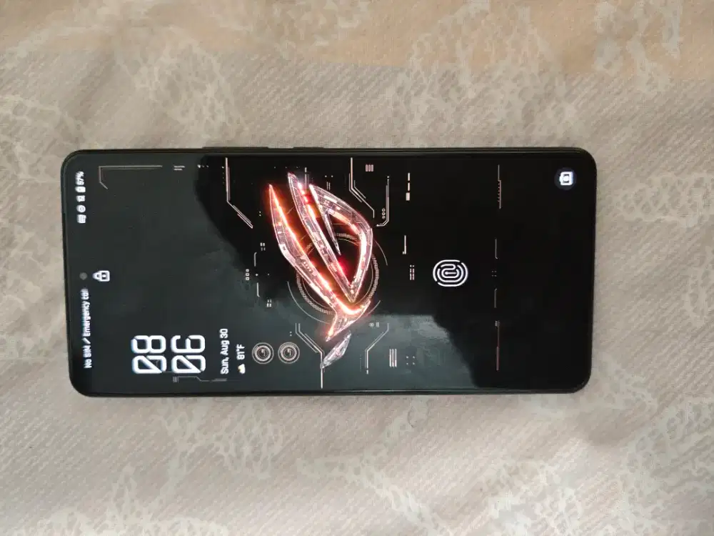 Asus ROG 8 12/256