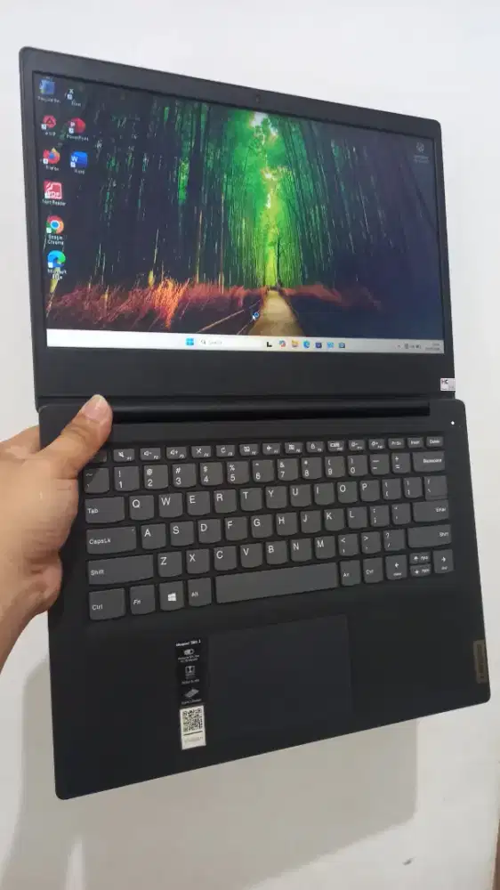 Laptop lenovo slim 3