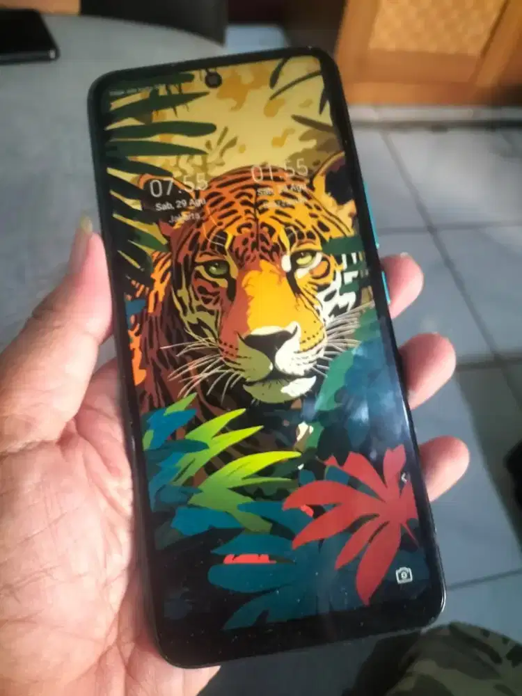 Infinix hot 12 play nfc.. 4+1/64.. spek mumpuni bosskuh