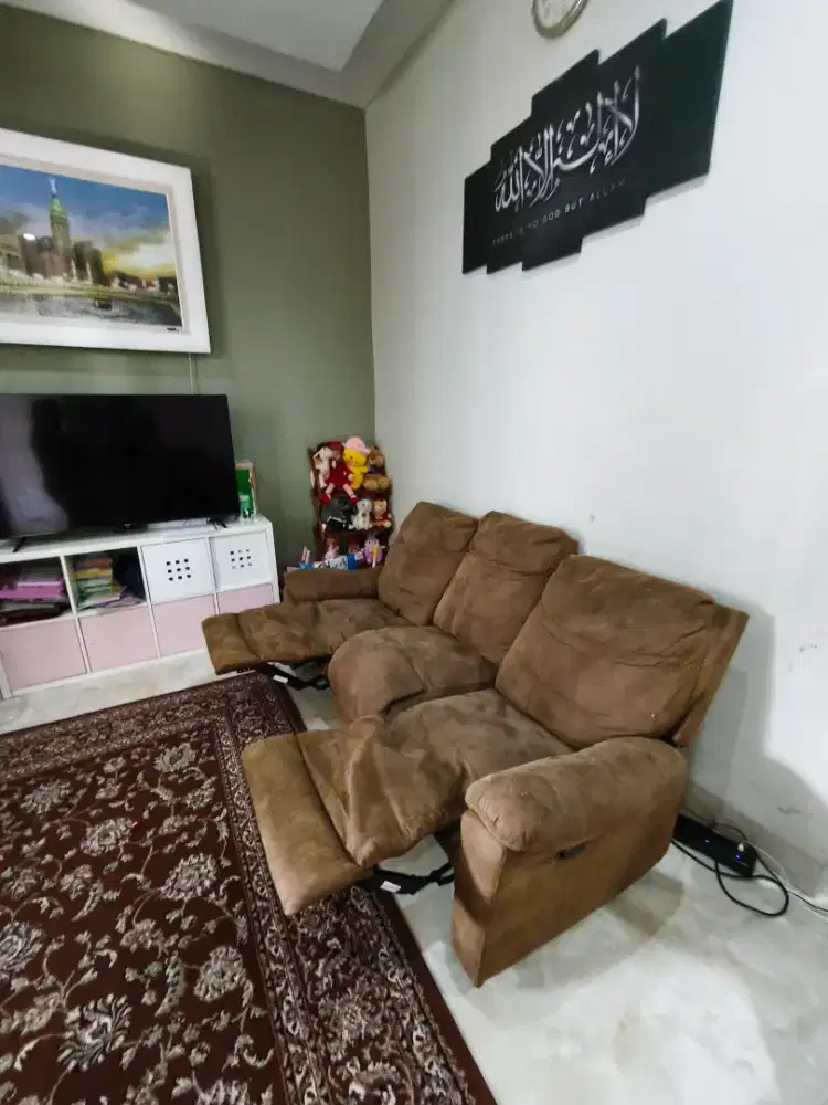 Sofa Reclining 2 seater dan seater