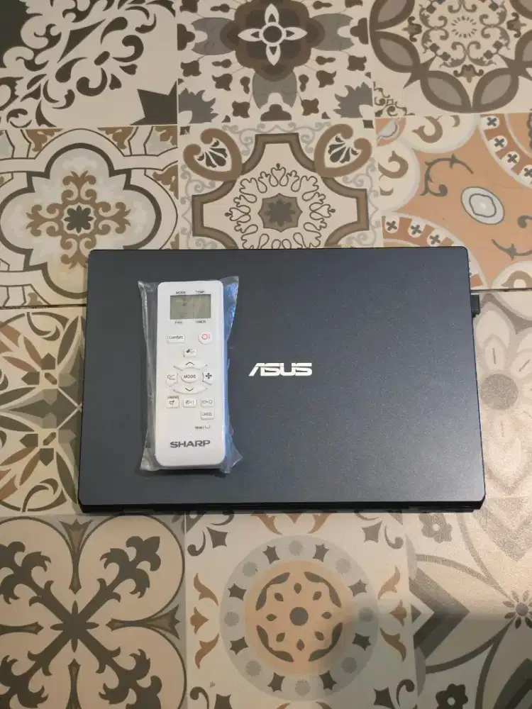 Laptop Asus 12 Inch Ram 8GB SSD 512GB