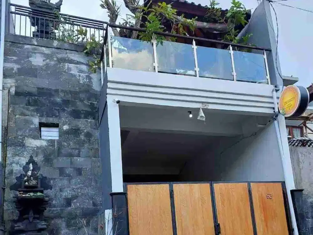 Jual Rumah 2lt Minimalis Lokasi Jl Tegal Buah Padang Sambian area Hunian Yg strategis