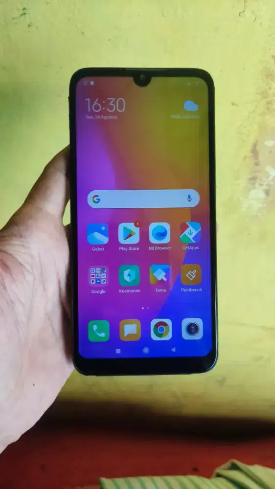 Redmi 7 ram 4/32gb