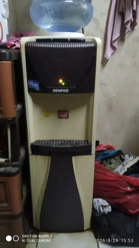 Dispenser Galon Atas merek Denpo