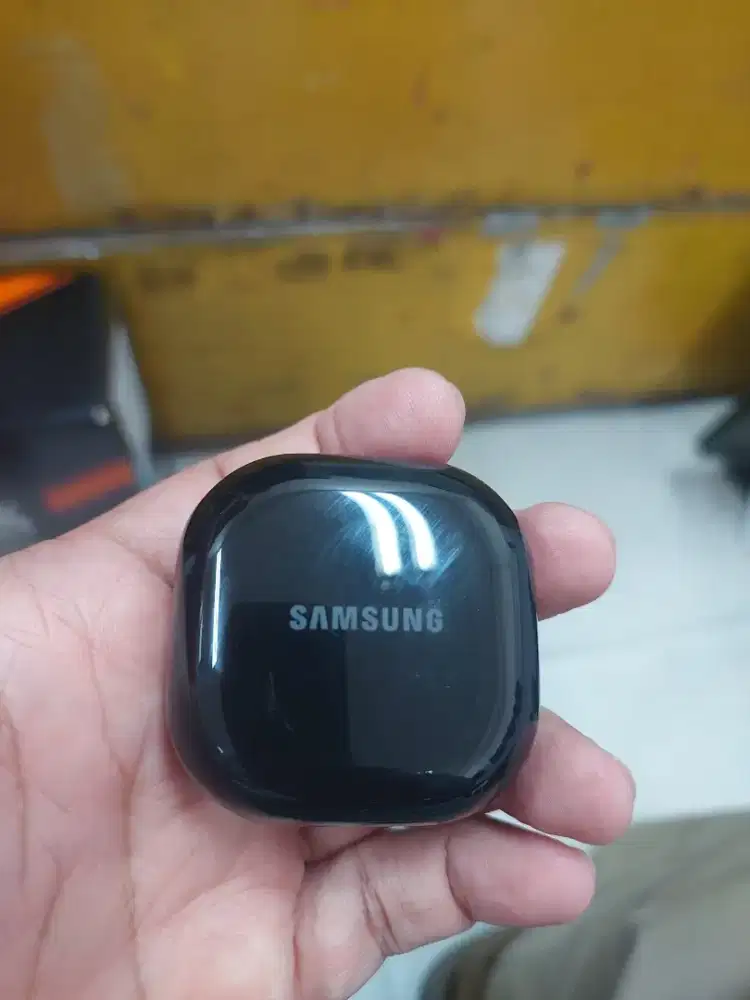 TWS Samsung Galaxy Buds Core istimewa