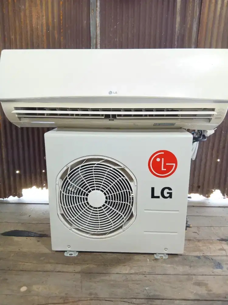 JUAL AC 1/2 PK BEKAS BERGARANSI