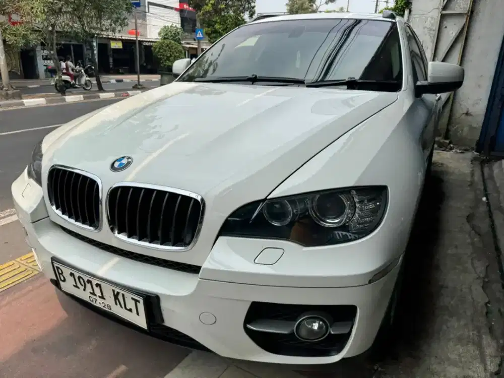 Bmw X6 th 2011 AT siap pakai