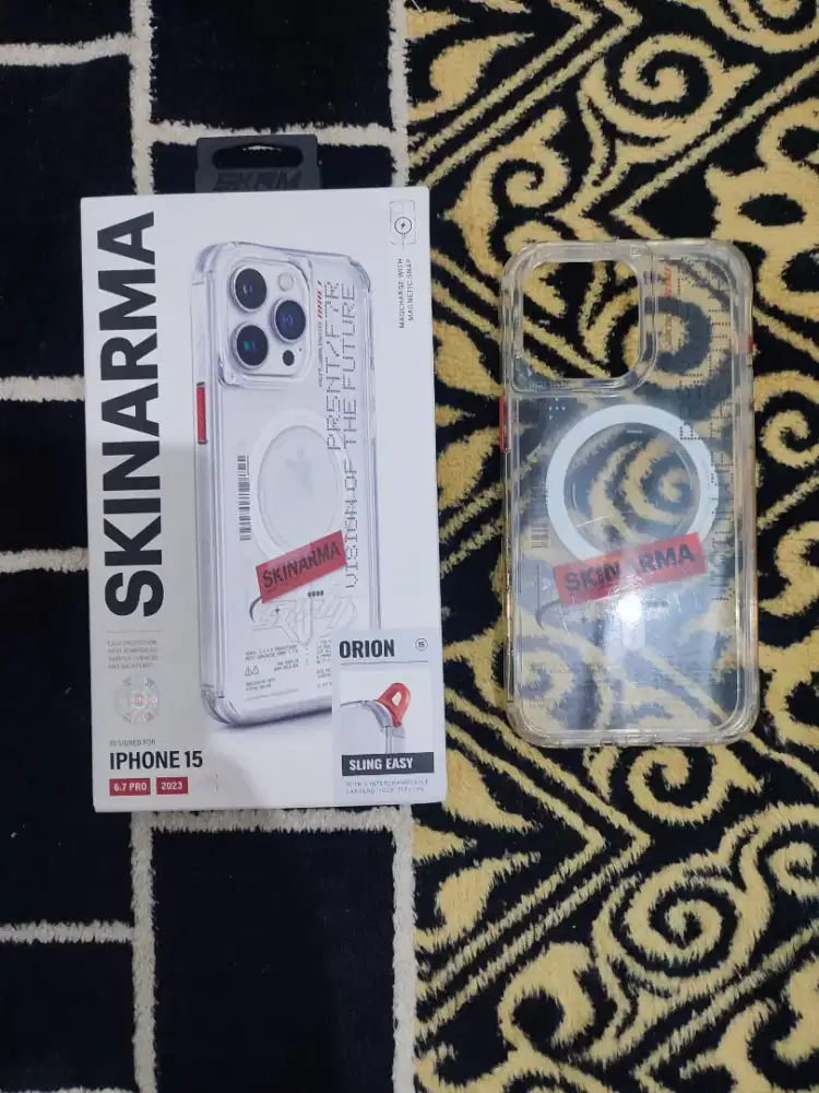 JUAL CEPAT CASING SKINARMA IPHONE 15 PRO MAX LIKE NEW LAYAK PAKAI