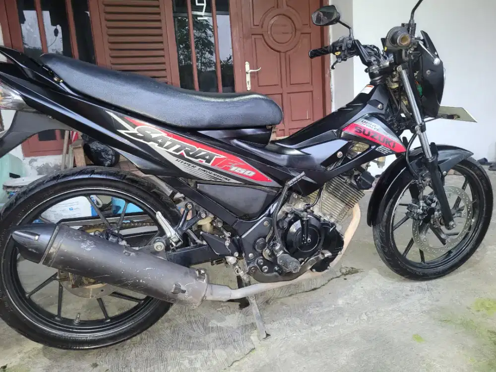 JUAL NGEBUT SATRIA FU 150 SCD3 TAHUN
2015
