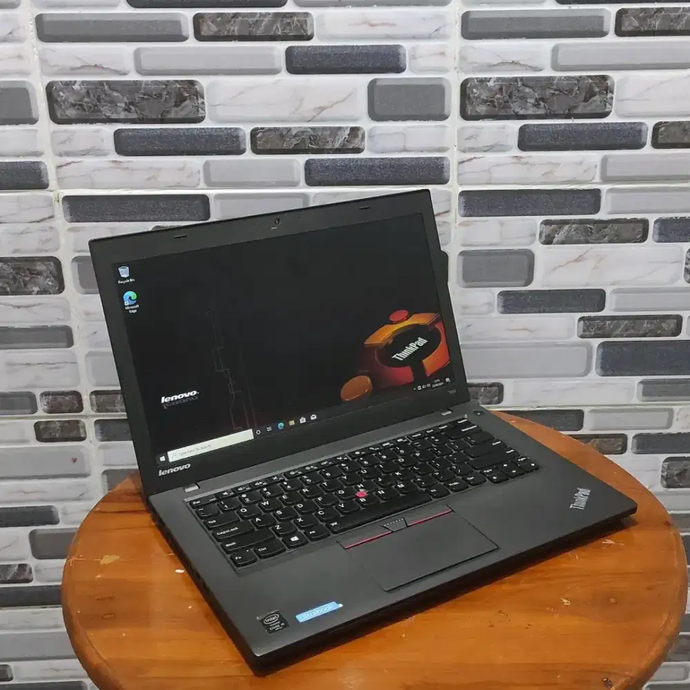 THINKPAD T450 i5-5300U 5TH GEN /16GB RAM /512GB SSD /BACKLITE /HD