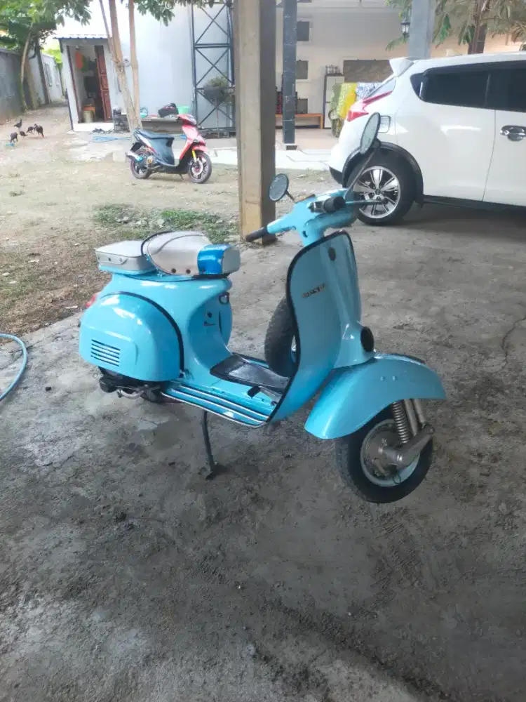Vespa Super 1977