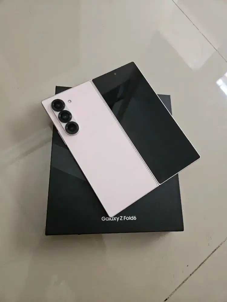 Samsung Z Fold 6 12GB/512GB Sein Resmi Pink Lengkap