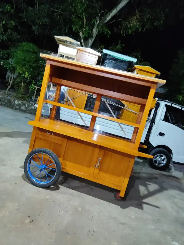 Promo Gerobak Mie Ayam jg Melayani Pesanan Grobak Bakso Bubur Sate dlL