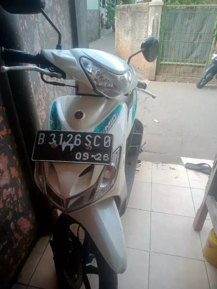 Yamaha Mio smile warna favorit putih 2011