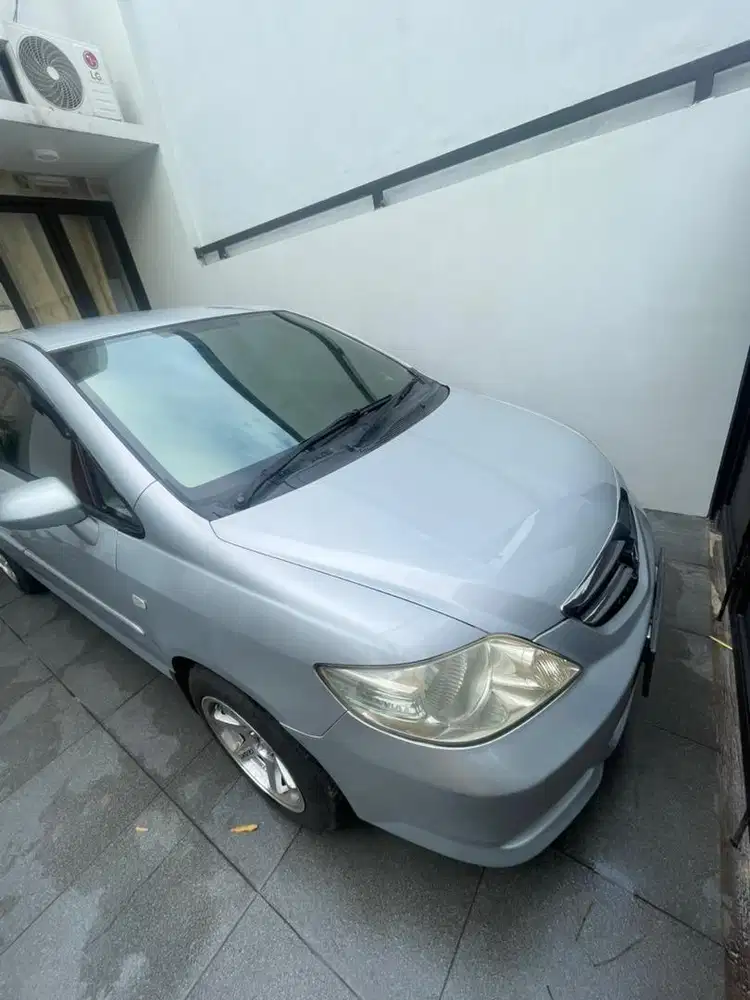 Mobil honda city vtec matic