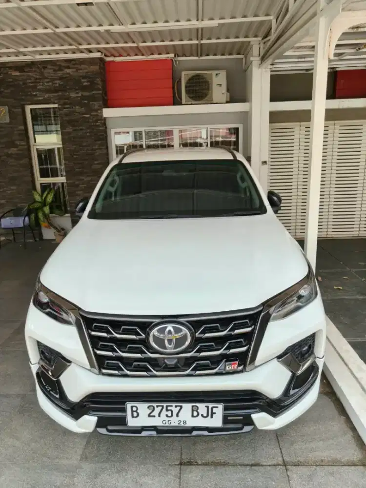 Toyota Fortuner 2023 GR VRZ AT Diesel