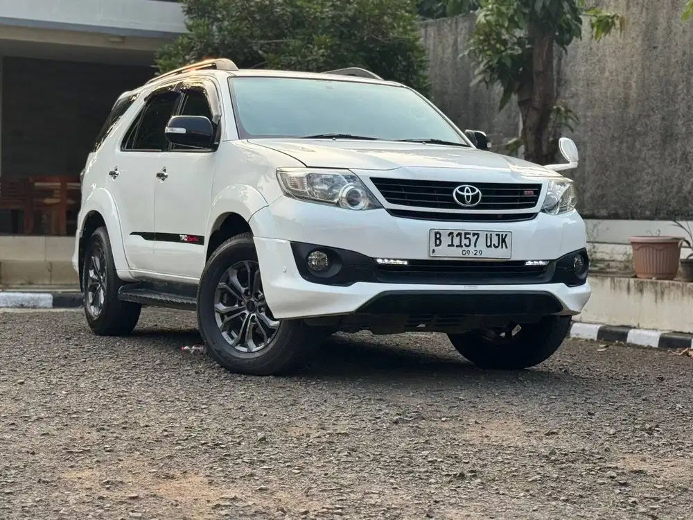 ‎Toyota Fortuner 2.7 G Lux TRD AT 2014 Putih (aha gm)