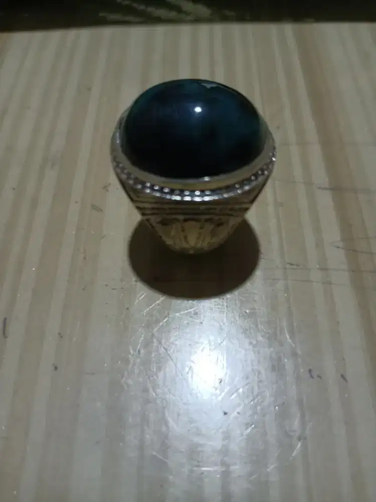 Batu bacan istimewa
