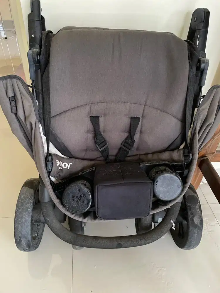 Meja belajar anak