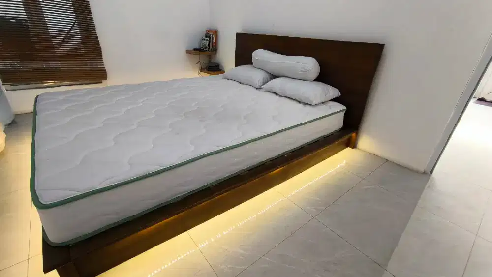 Dipan Kasur 160x200 + Kasur Spring Bed