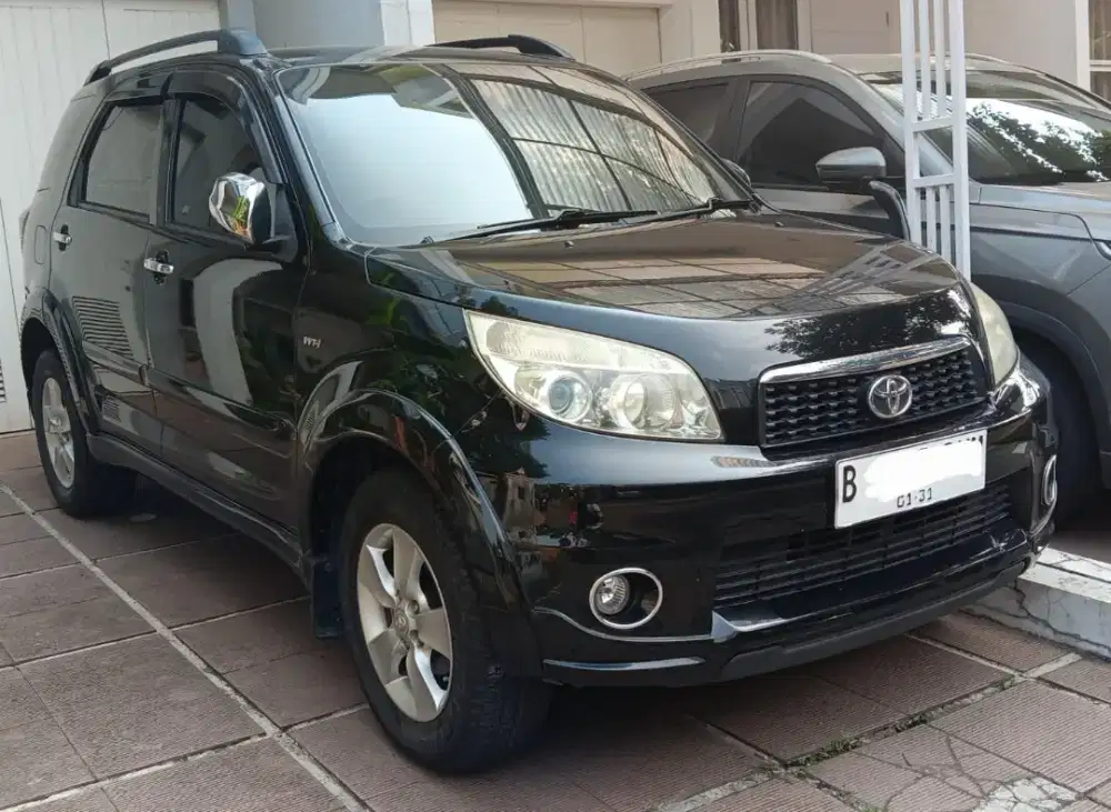 Jual Toyota Rush Matic 2011 Nik 2010