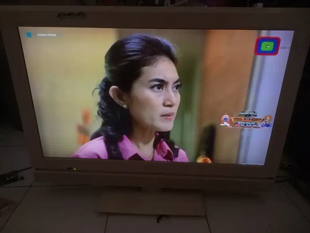 Tv LED Toshiba 32inci kondisi baik masih analog bukan tv digital