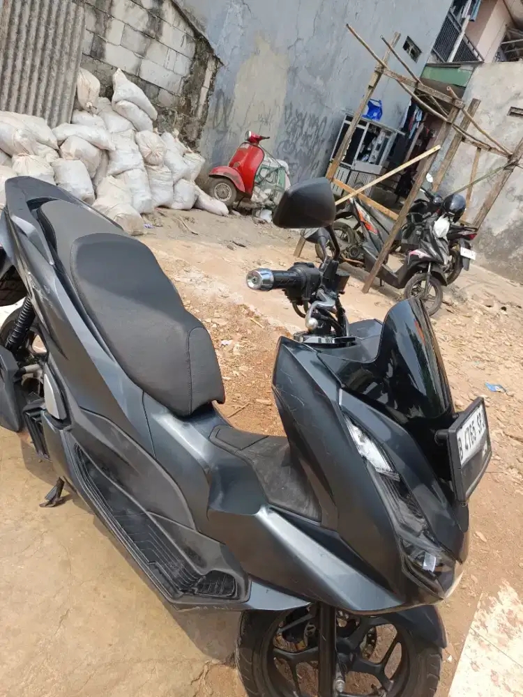 pcx 160 cbs 27 juta