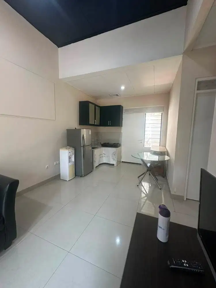 DISEWAKAN/ DIKONTRAKAN RUMAH TAMAN SRIWIJAYA - LIPPO CIKARANG