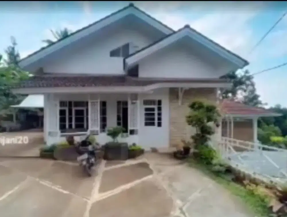 Villa Cisarua puncak bogor