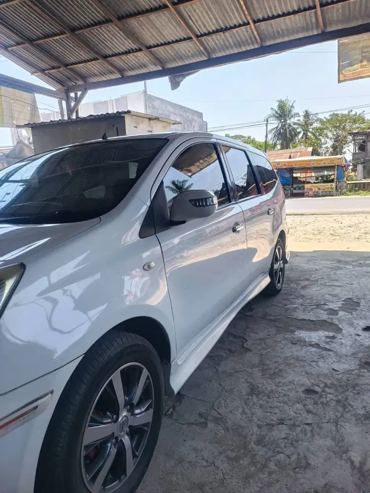 Nissan Grand livina 1.5 Highway star