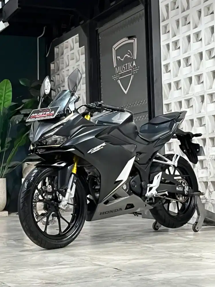 HONDA CBR 150 ABS 2023 - Chintia Mustika