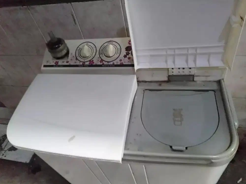 Di jual mesin cuci