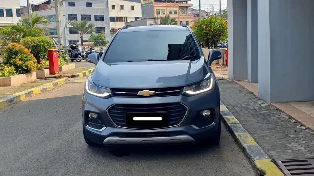 Chevrolet trax turbo premier 2019 abu sunroof