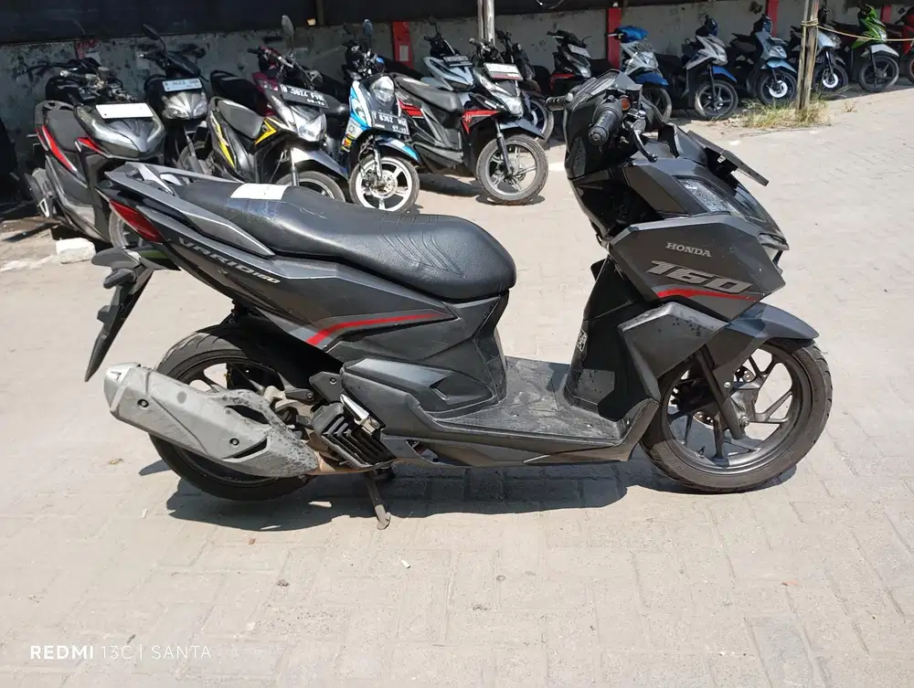 Honda Vario 160 Tahun 2022 Surat komplit