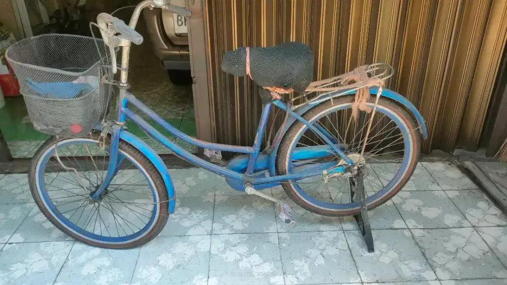 Di jual sepeda antik