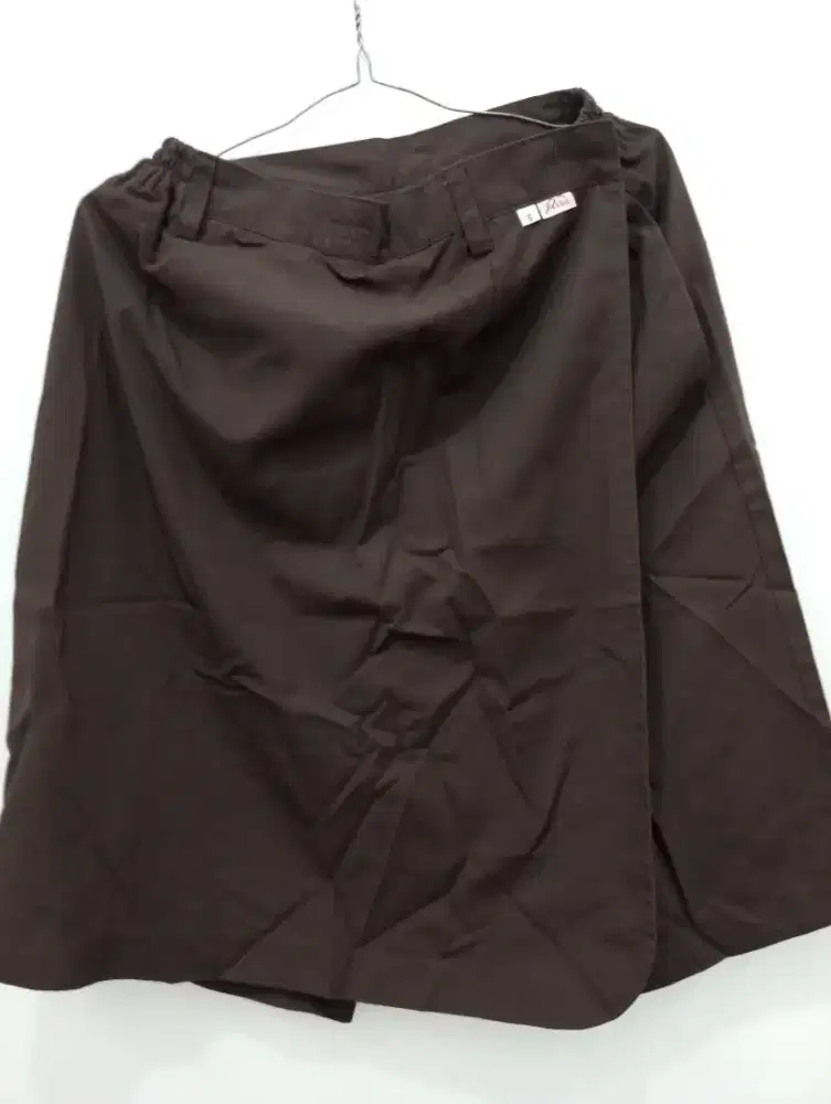 Celana panjang model Rok Pramuka
