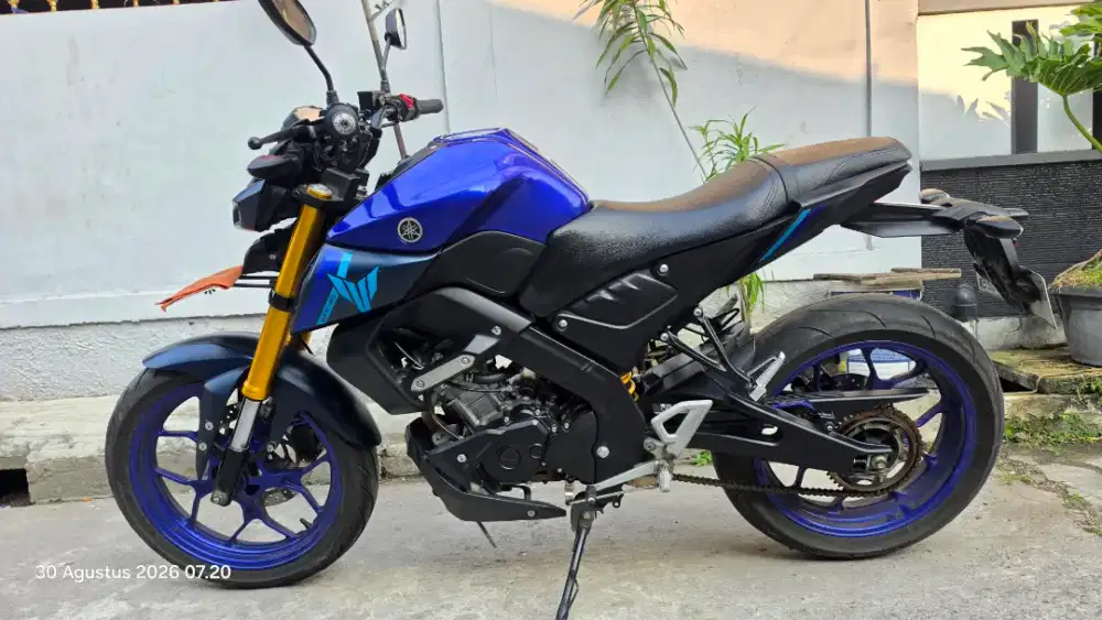 Yamaha MT15 Metallic Blue 2024 Low Km Pajak On panjang Surat lengkap