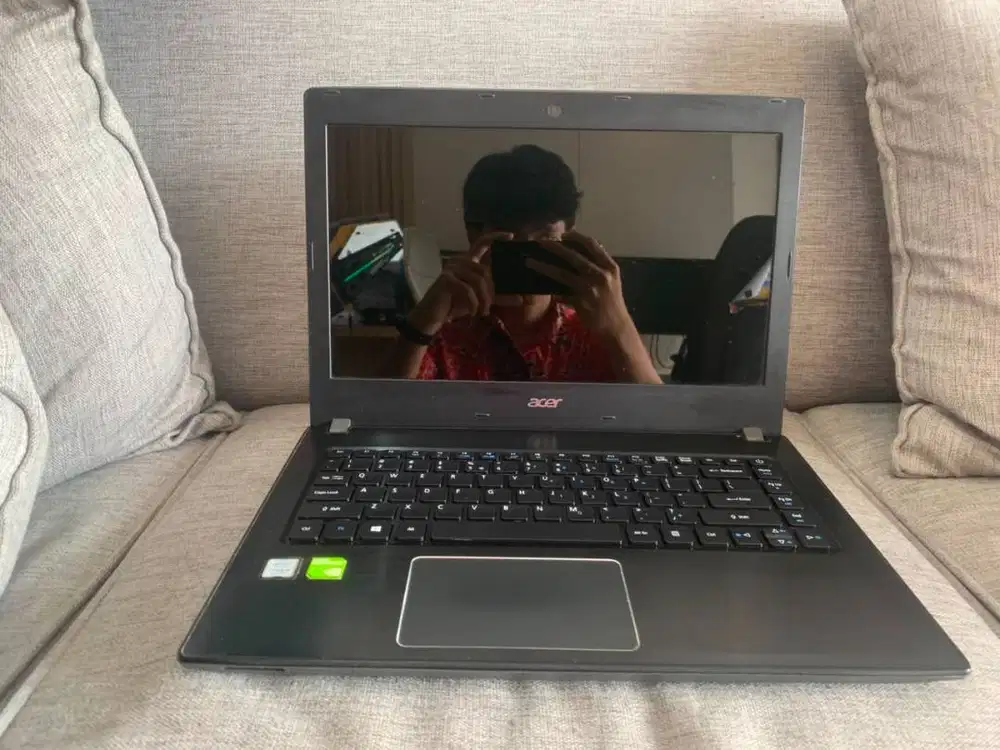 Acer Aspire E5-476G i5-8250U RAM 8GB SSD NVMe 256GB NVIDIA MX150 2GB 1