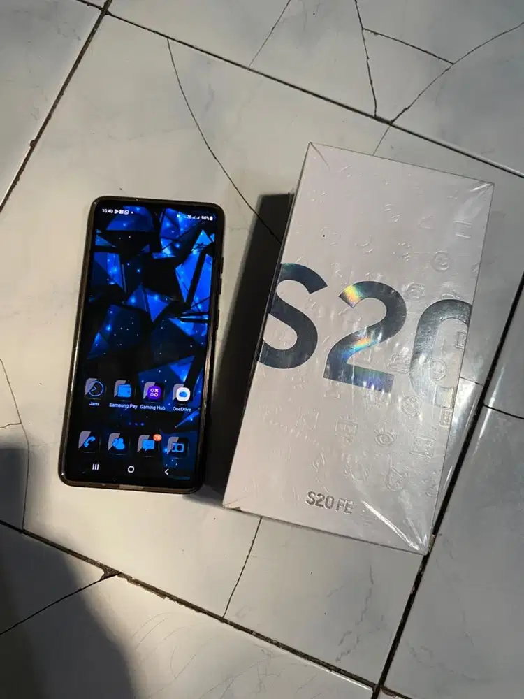 Samsung S20FE 8/128