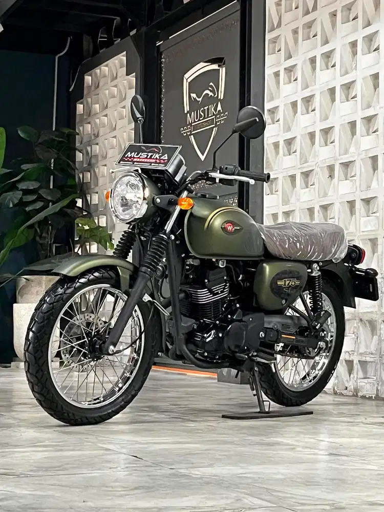 Odo 3RB!!Kawasaki W175 SE th 2022 - Ayu Mustika