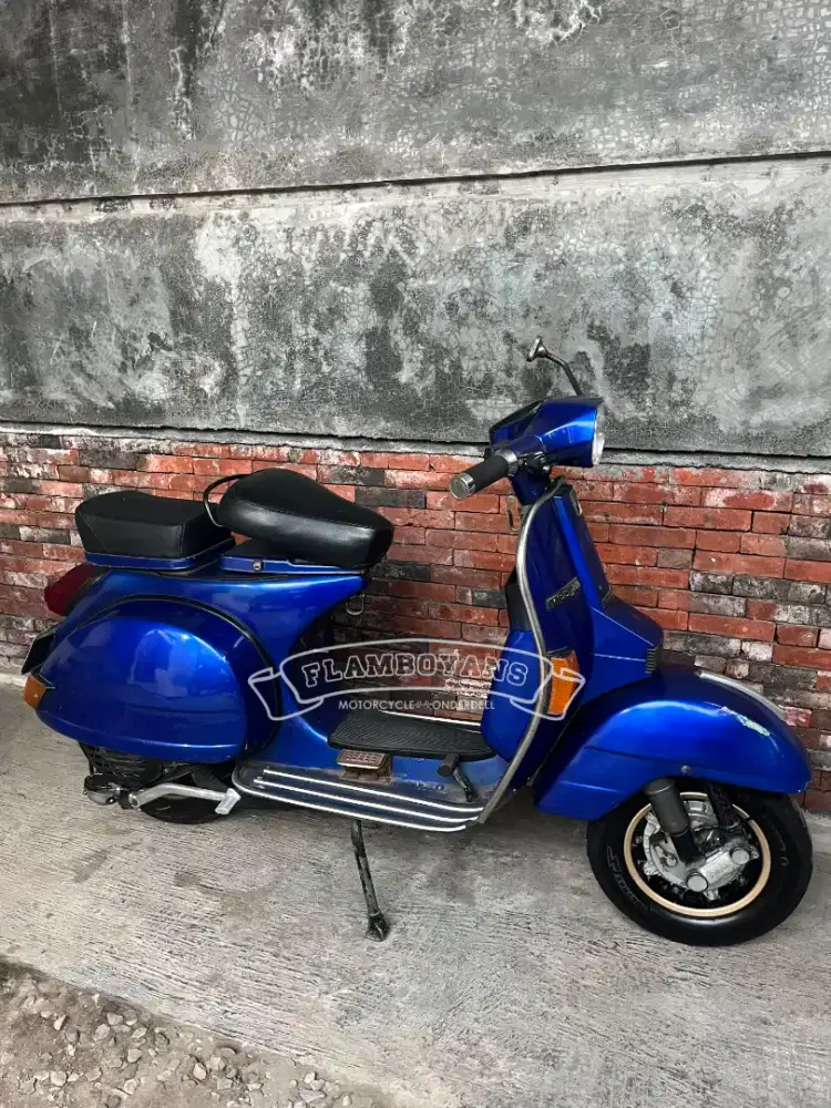 Vespa PX 150 Exlusive 1 Tahun 1986 Super Blue