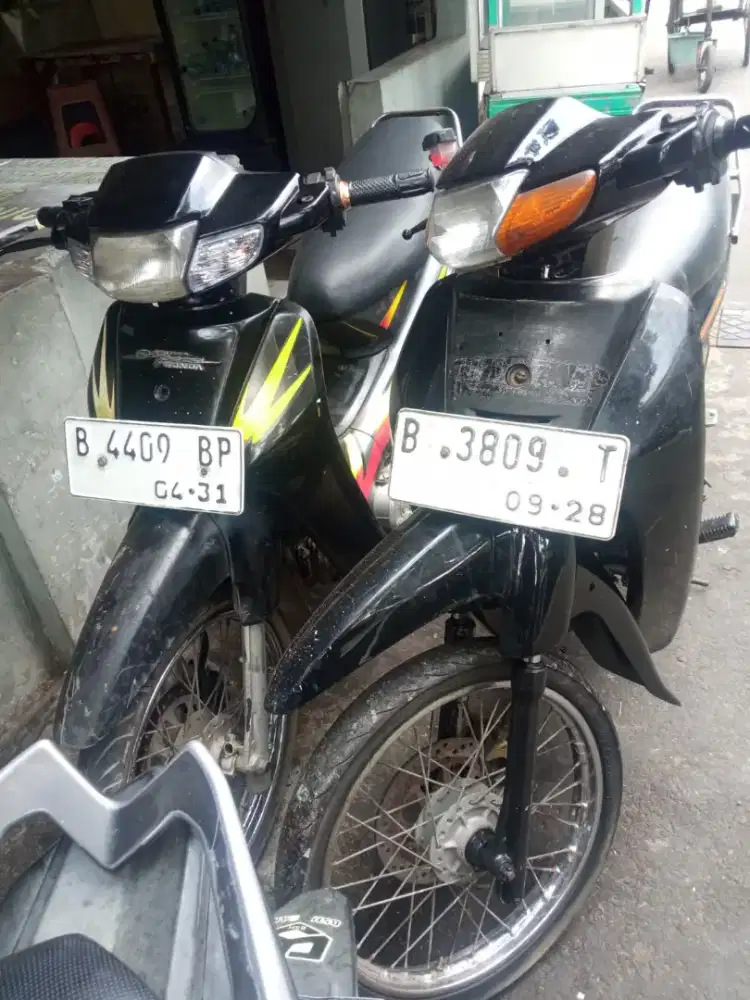 Di jual motor Honda Supra x