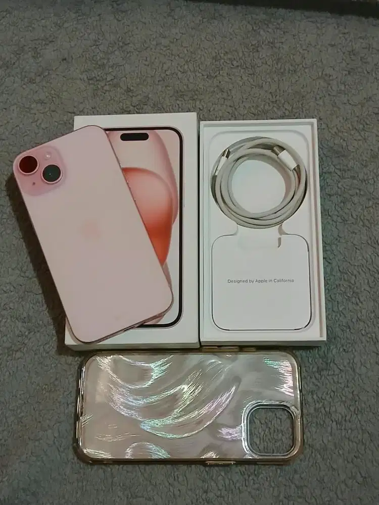 IPHONE 15 128 PINK IBOX ON GARANSI