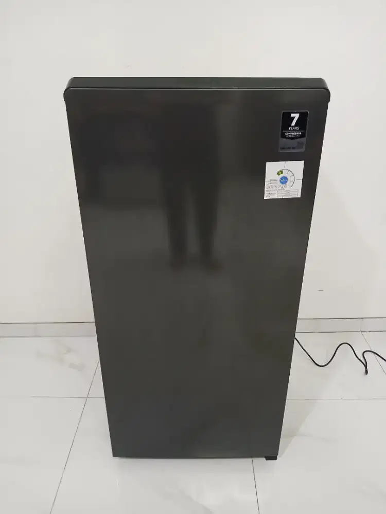 Kulkas 1 Pintu Aqua mulus no minus murah bandung